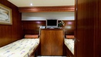 BAMA BREEZE -  Twin Cabin